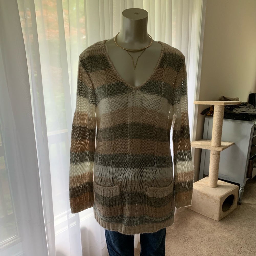 V-neck striped sweater tunic with POCKETS 💕